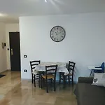 Casa Della Nonna Per Voi Parcheggio Gratuito Condizionatore Portatile Cir 0052